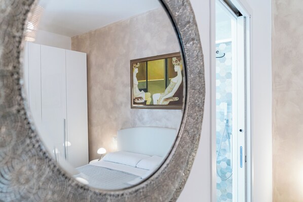 2 chambres, fer et planche à repasser, Wi-Fi gratuit, draps fournis