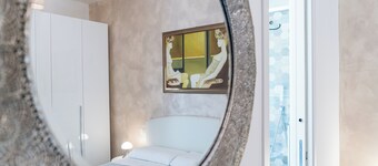 Delightful and modern three-room apartment for 4,with 2 bedrooms, 2 bathrooms, laundry room and parking space