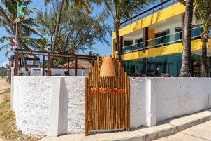 Fachada da propriedade