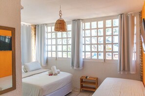 Triple Room, Sea View | Free WiFi, bed sheets - Pousada La Bella Luna (Ipojuca)