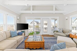 Smart TV, fireplace, books