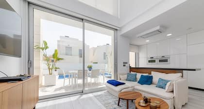 Luxury Villa close to the beach with gym and a private pool