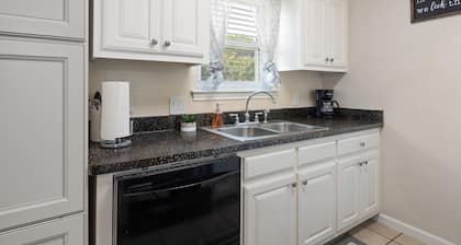 Entire 2 bedroom unit downstairs, family owned.