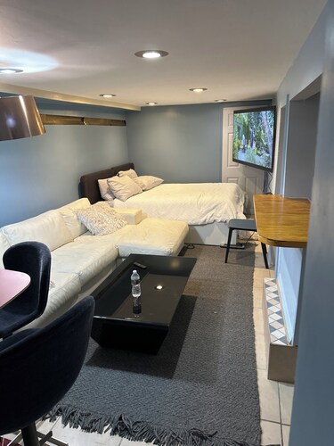 La Studio Brooklyn NY