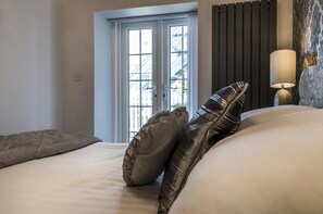 3 bedrooms, iron/ironing board, WiFi