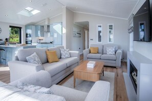 TV connectée, cheminée