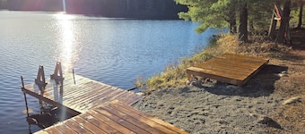 Secluded Muskoka Glamping Cabin with Private Lake & Trails