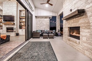 Interior - Escape to paradise in Texas Hill Country (Harker Heights)