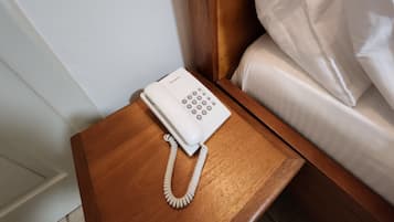In-room safe, soundproofing, free WiFi