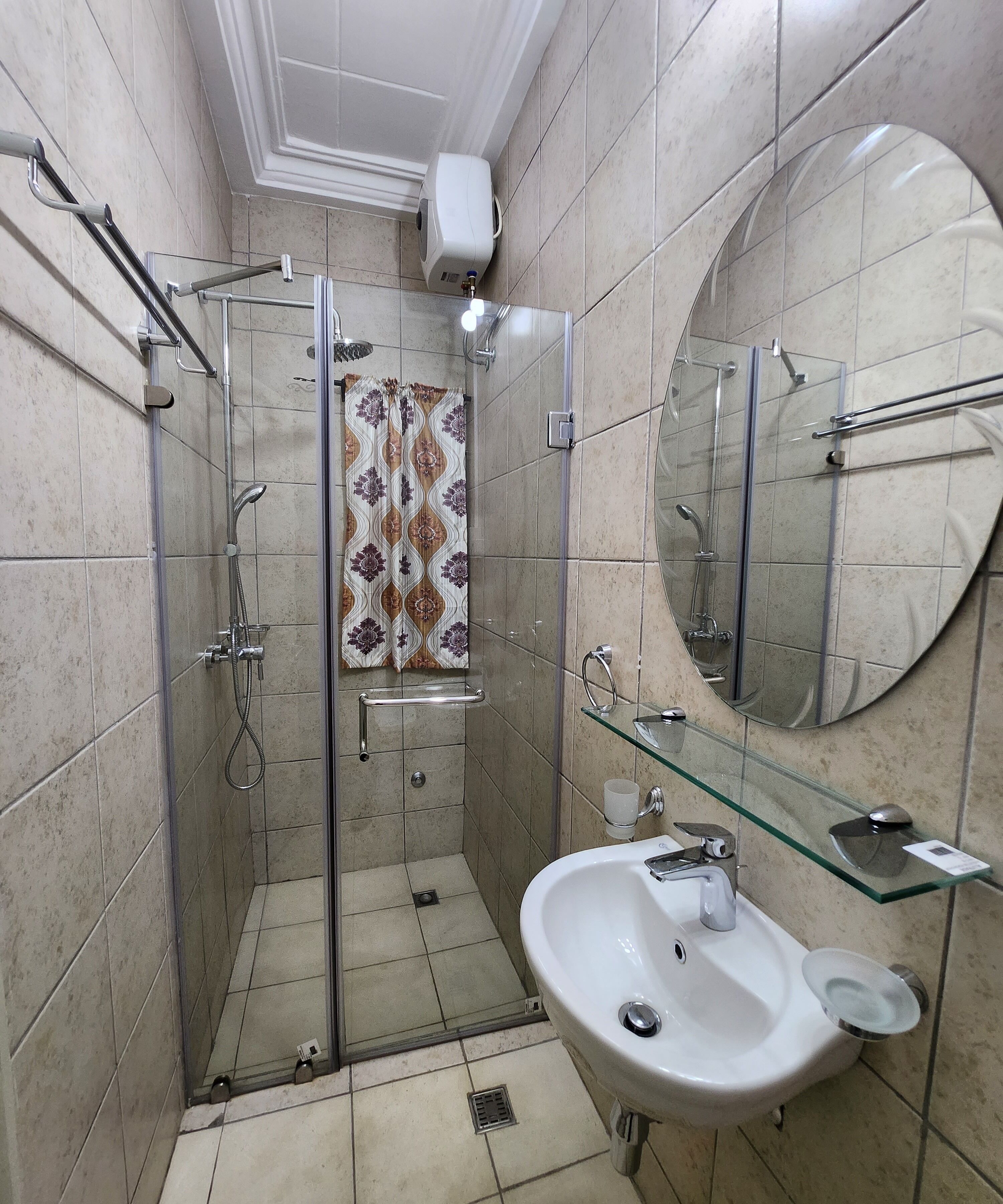 In-room safe, soundproofing, free WiFi