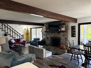 Smart TV, fireplace, video games