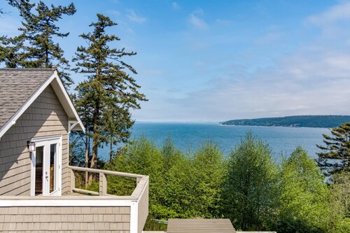 Beach House at Whidbey Shores