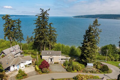 Beach House at Whidbey Shores