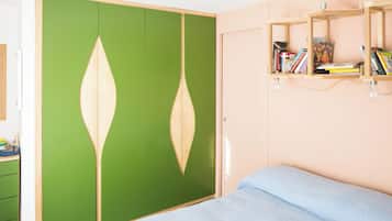 3 slaapkamers, een strijkplank/strijkijzer, wifi, beddengoed