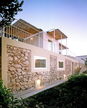 Exterior - Panoramic Villa with pool in Capri Town with garden and terrace  (Capri)