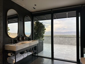 Bathroom - Chateau MephisKalaki (Kaspi)