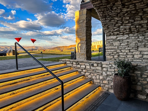 Front of property - Chateau MephisKalaki (Kaspi)