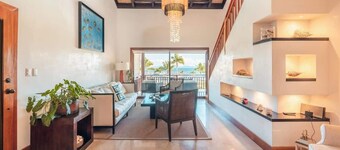 Penthouse w/jacuzzi and ocean view Puerto Bahia