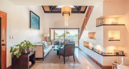 Penthouse w/jacuzzi and ocean view Puerto Bahia
