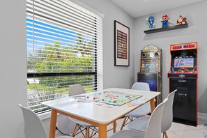 Spielezimmer
