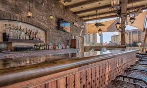 Bar (en la propiedad)