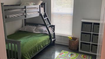 3 bedrooms, WiFi, bed sheets