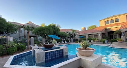 Gorgeous Lakeview Resort Style Condo