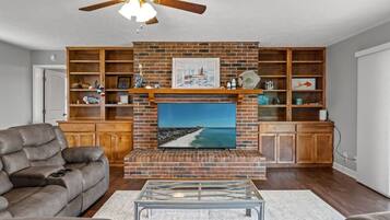 TV connectée, cheminée