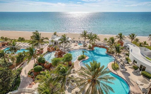 ★★★★★ Amazing Unit in an Exclusive Luxury Beach Resort