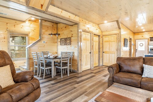 NEW CABIN, GAME ROOM, VIEW