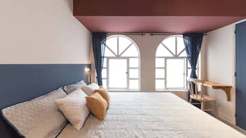 Standard Room, 1 Double Bed, Ensuite | 1 bedroom, desk, free WiFi, bed sheets