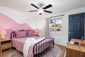 4 bedrooms, desk, iron/ironing board, travel cot