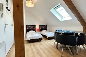 Iron/ironing board, travel crib, WiFi