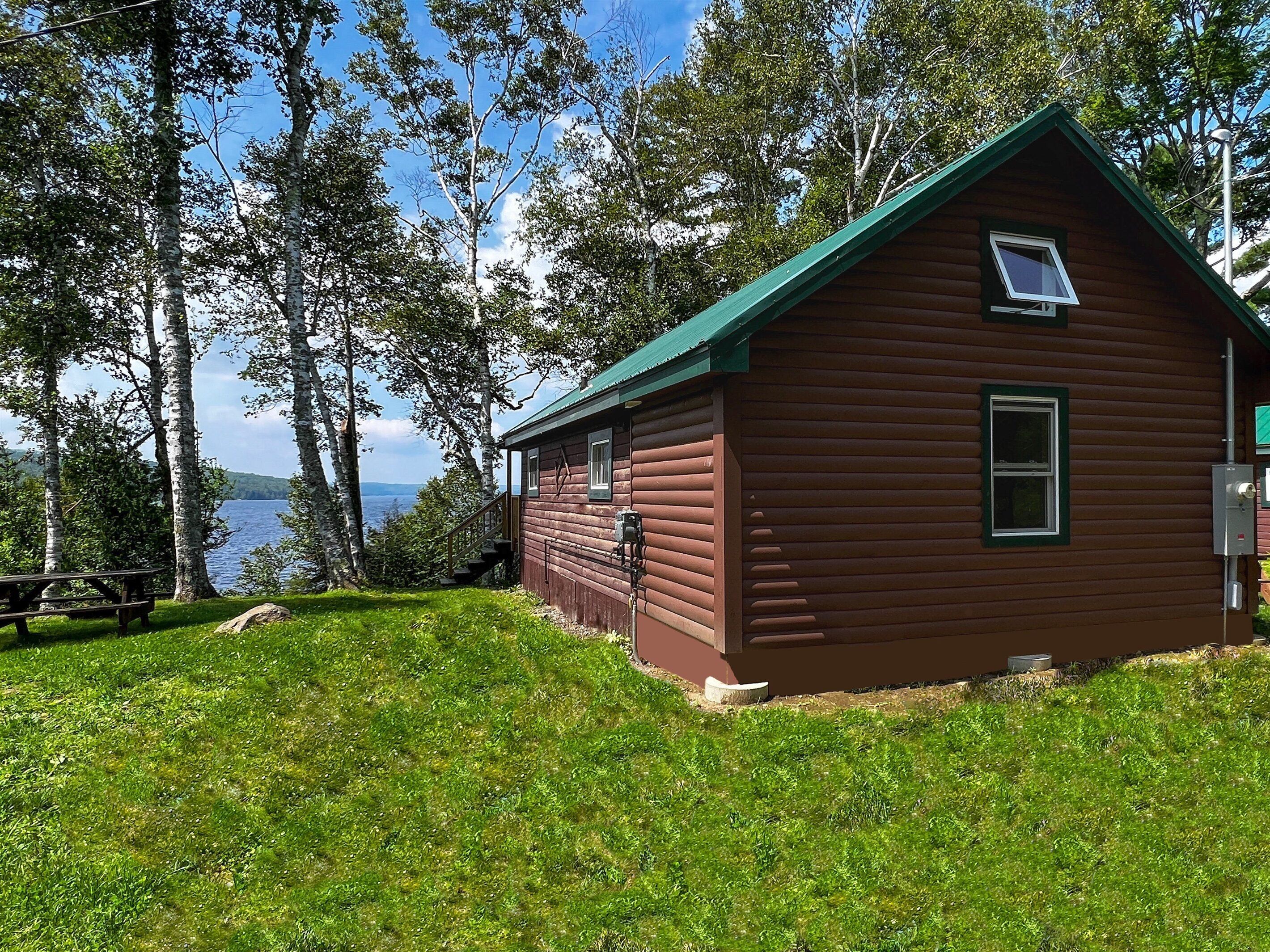 Lakefront Cabin w/ sauna: minutes to Saddleback skiing and snowmobile trails