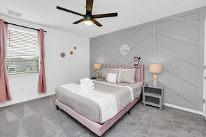 4 bedrooms, iron/ironing board, travel cot, WiFi - Special Offer Brand New 4BR /Disney 2227 (Davenport)