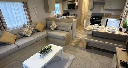 8 Berth Caravan in West Sands Seal Bay Resort