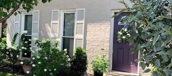 Apt #1 Charming Historic and Private 1 Bdrm.