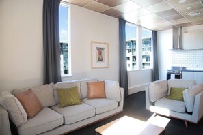 Appartement, 2 chambres | Coin séjour