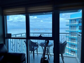 Interior - SCENIC Manila Bay retreat nestled in Entertainment City across Okada & near NAIA (Parañaque)