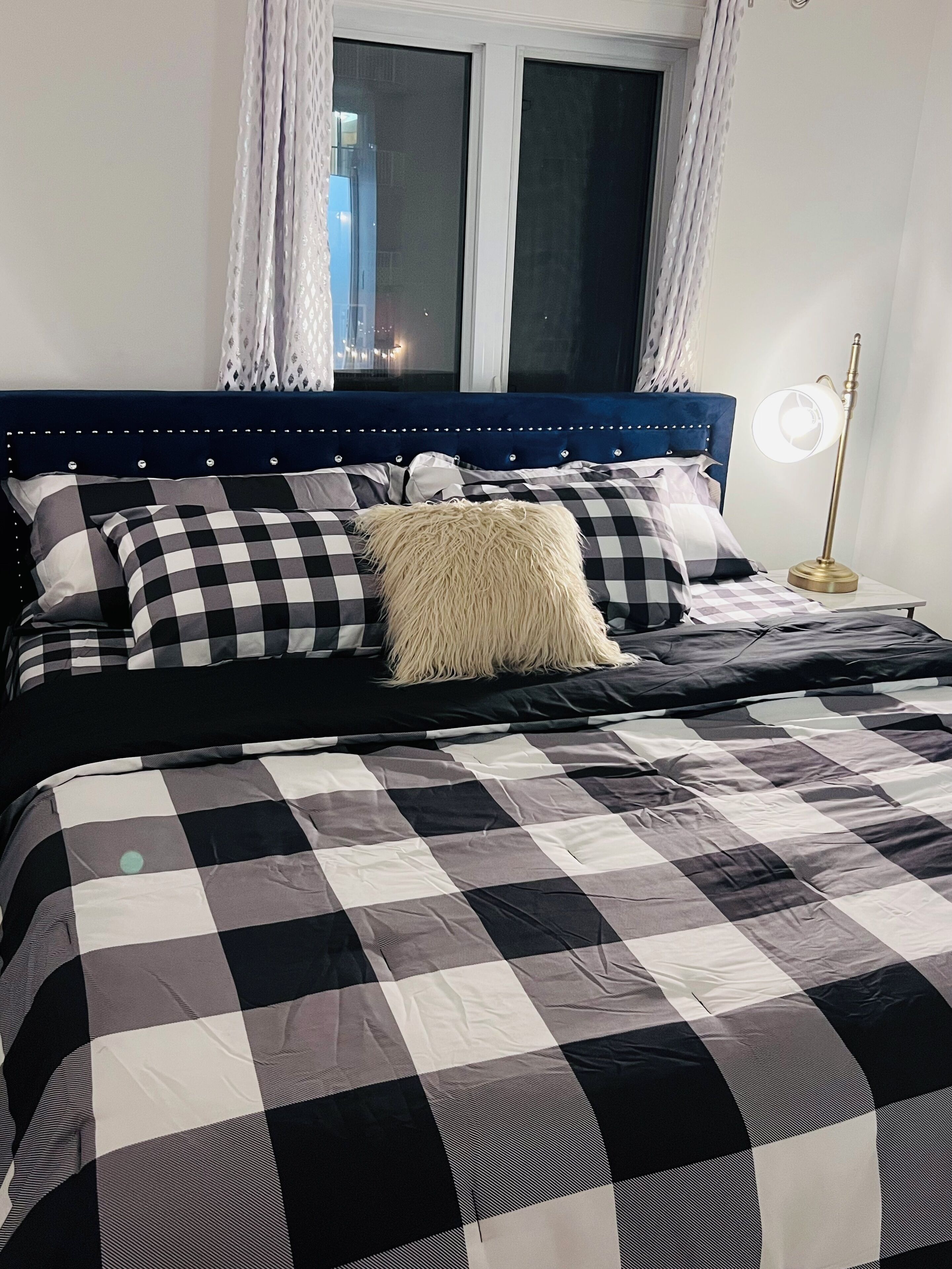 1 室のベッドルーム、アイロン / アイロン台、WiFi (無料)、ベッドシーツ