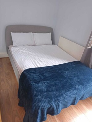 2 bedrooms, iron/ironing board, WiFi, bed sheets - Central London Apartment (London)