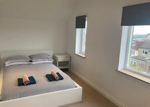 5 bedrooms, iron/ironing board, WiFi, bed sheets - Lovely 5-Bed House in Brighton (Brighton)