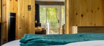 Cabin, Waterfront, Firepit, Dog Friendly