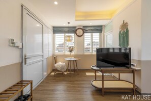 Interior - 3 Bedrooms With Lots of Natural Light, Old Quarter (Hà Nội)