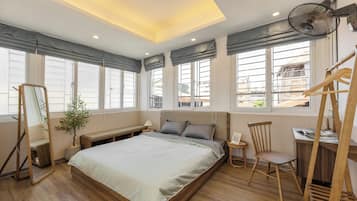 3 bedrooms, in-room safe, free WiFi, bed sheets