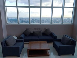 Interior - The Beacon Makati by Cozi Condotels (Makati)