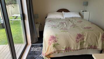 3 bedrooms, iron/ironing board, free WiFi