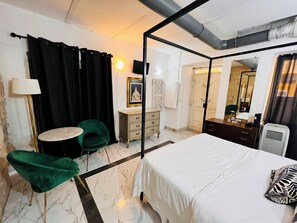 1 bedroom, WiFi, bed sheets - Stylish House of Character  (VALLETTA)