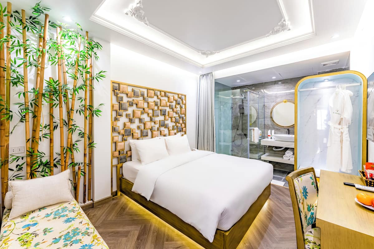 Deluxe Double Room | Premium bedding, memory foam beds, individually decorated, desk