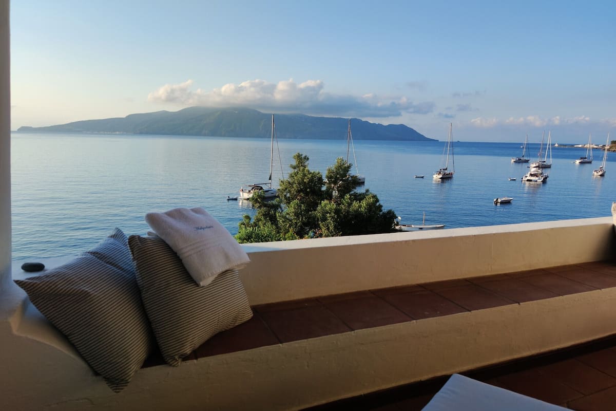Deluxe Triple Room, Accessible, Private Bathroom (Maredamare) | Balcony view